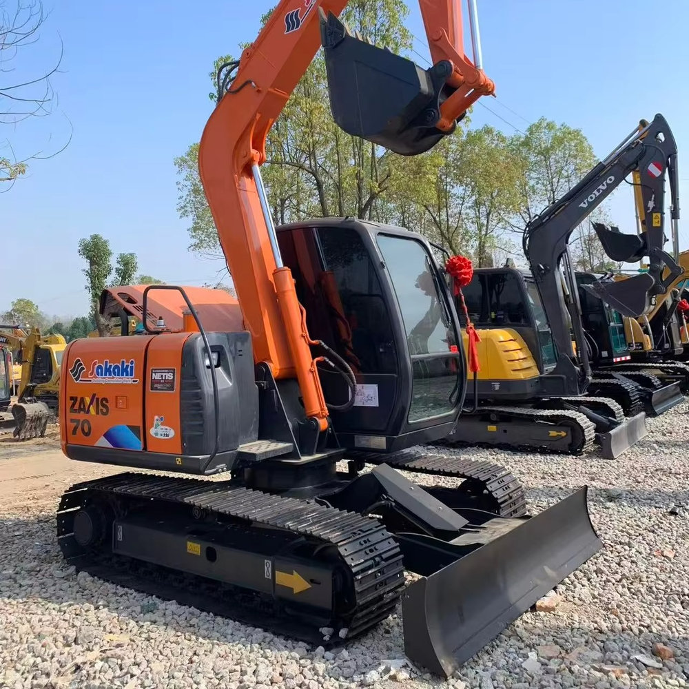 موديل 2024 من حفارة هيتاشي ZX7 - مراجعة Heavy Equipment Hitachi وسعره