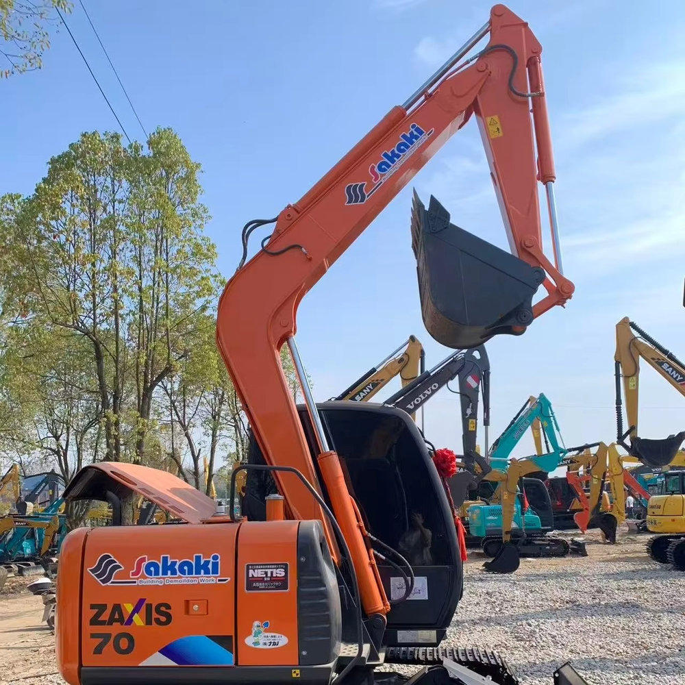 موديل 2024 من حفارة هيتاشي ZX7 - مراجعة Heavy Equipment Hitachi وسعره
